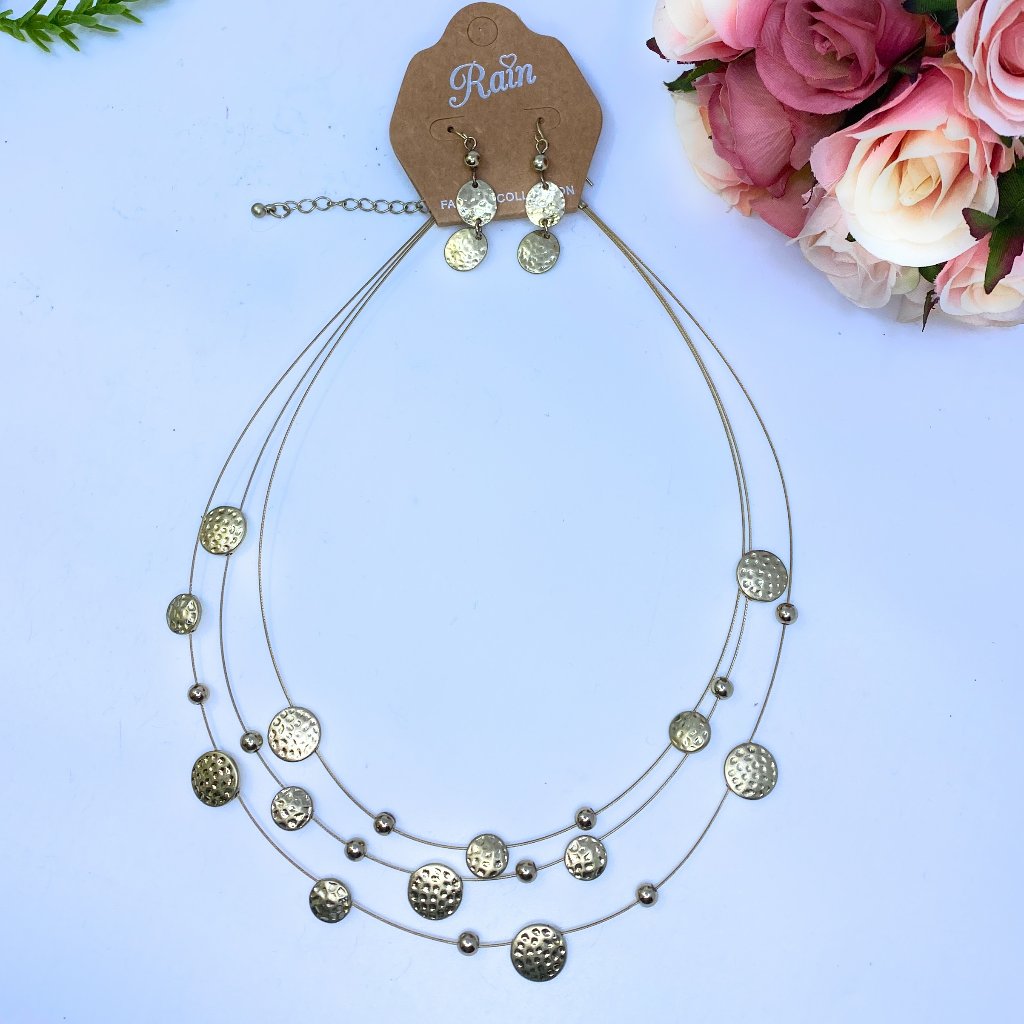 Brand New Silver Necklace Earrings.